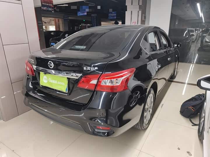 Фото 7 - Nissan Sylphy