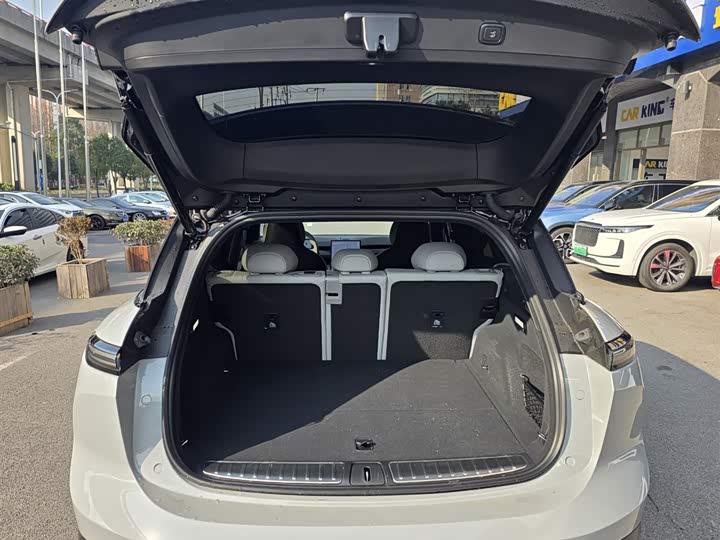 Фото 9 - Nio ES6