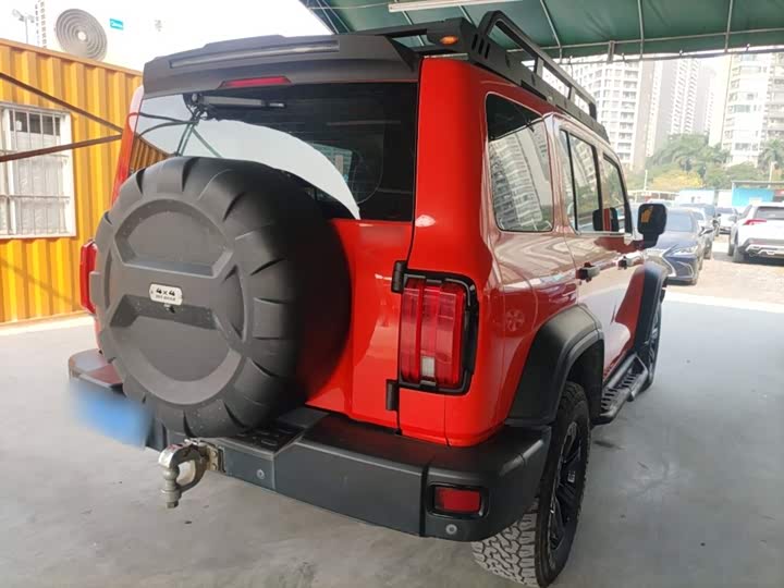 Фото 7 - Tank 300