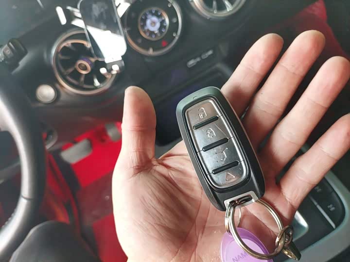 Фото 9 - Tank 300