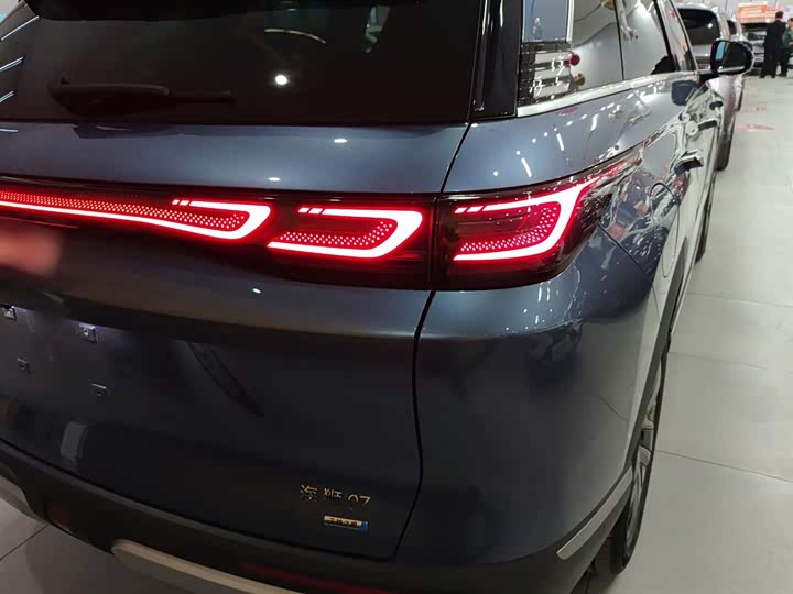 Фото 8 - BYD Sea Lion 07 DM-i Hybrid