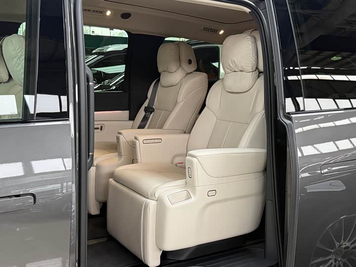 Фото 32 - LiXiang Mega