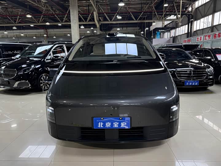 Фото 4 - LiXiang Mega