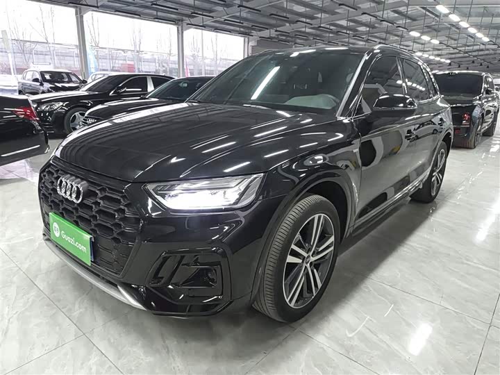 Фото 2 - Audi Q5L