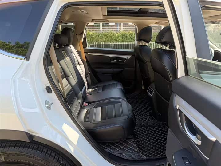 Фото 6 - Honda CR-V