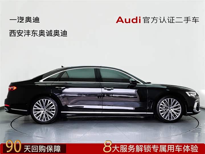 Фото 3 - Audi A8