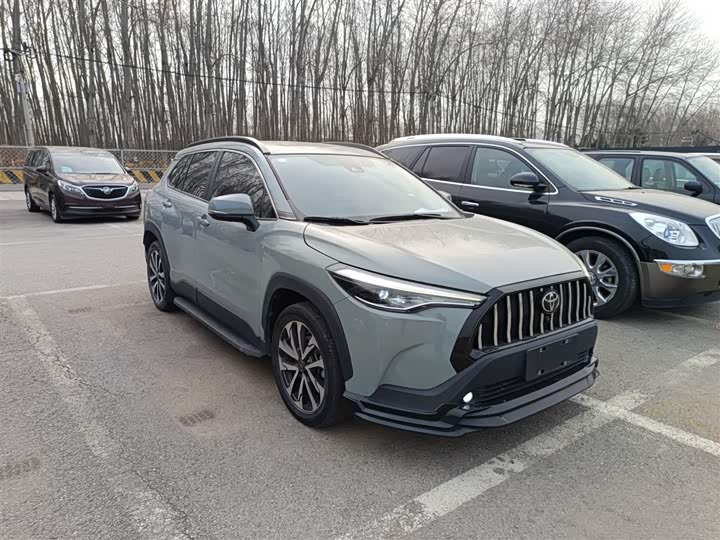 Фото 4 - Toyota Corolla Cross