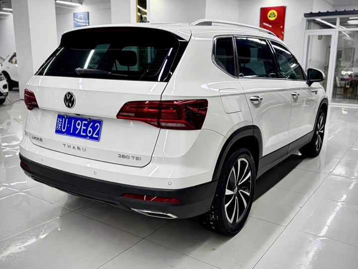 Фото 6 - Volkswagen Tharu