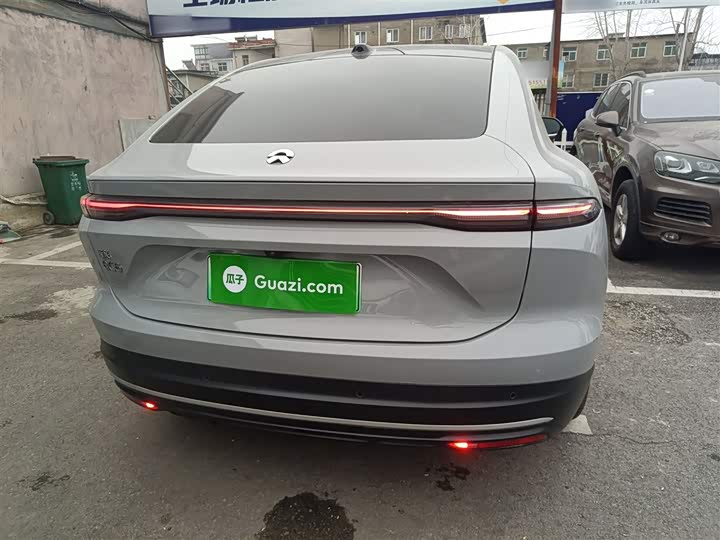 Фото 6 - Nio EC6