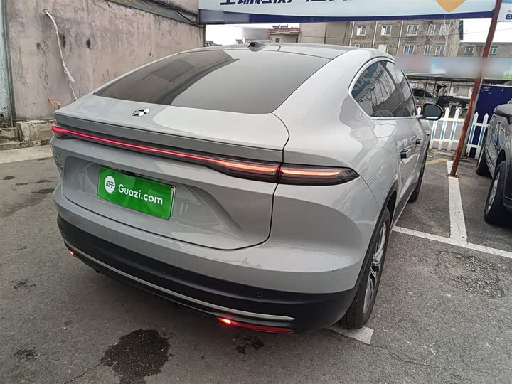 Фото 7 - Nio EC6