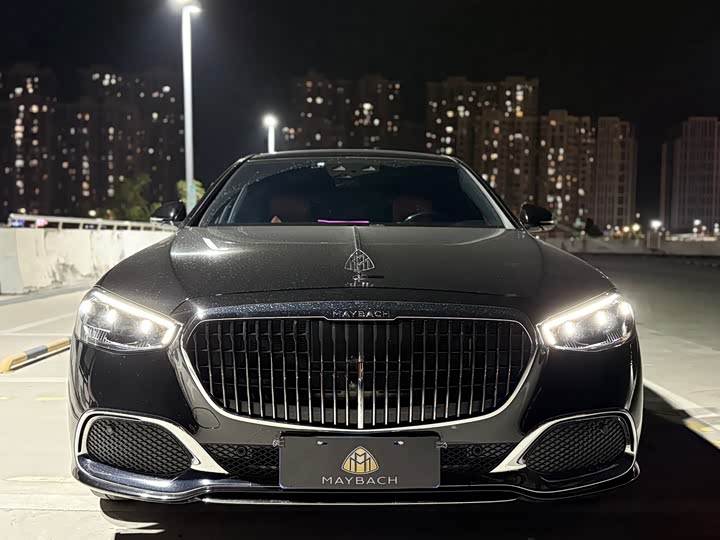 Фото 2 - Mercedes-Benz Maybach S-Class
