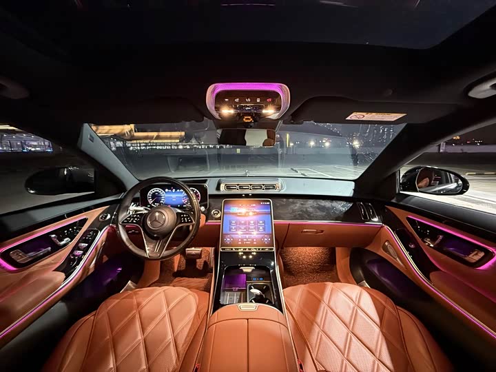 Фото 8 - Mercedes-Benz Maybach S-Class