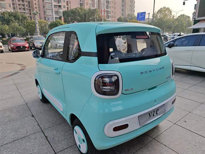 Фото 5 - Bestune Pony