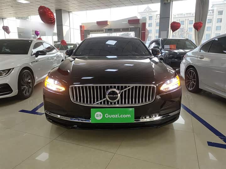 Фото 3 - Volvo S90