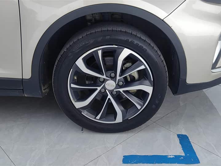 Фото 6 - Geely Emgrand GS