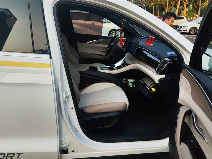 Фото 8 - BYD Song Pro Hybrid