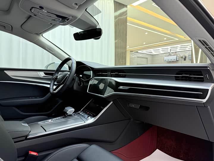 Фото 7 - Audi A7