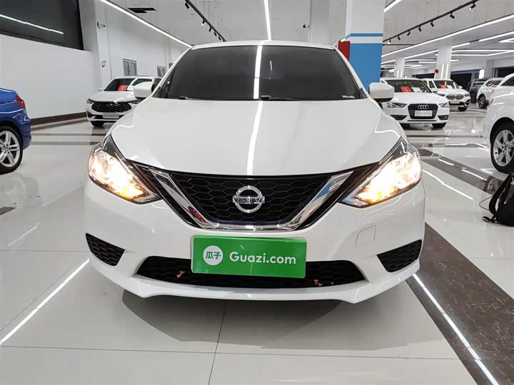 Фото 3 - Nissan Sylphy