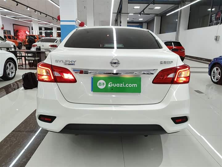 Фото 6 - Nissan Sylphy