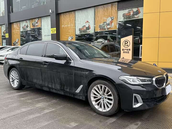 Фото 3 - BMW 5 Series