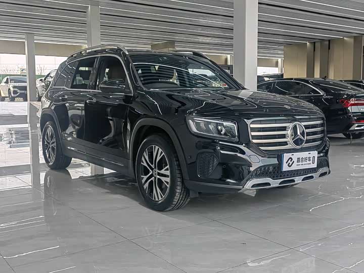 Фото 3 - Mercedes-Benz GLB-Class