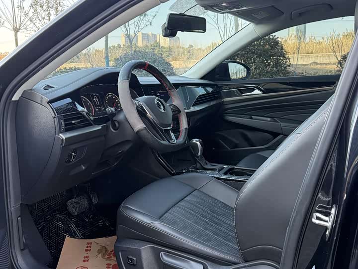 Фото 5 - Volkswagen Passat