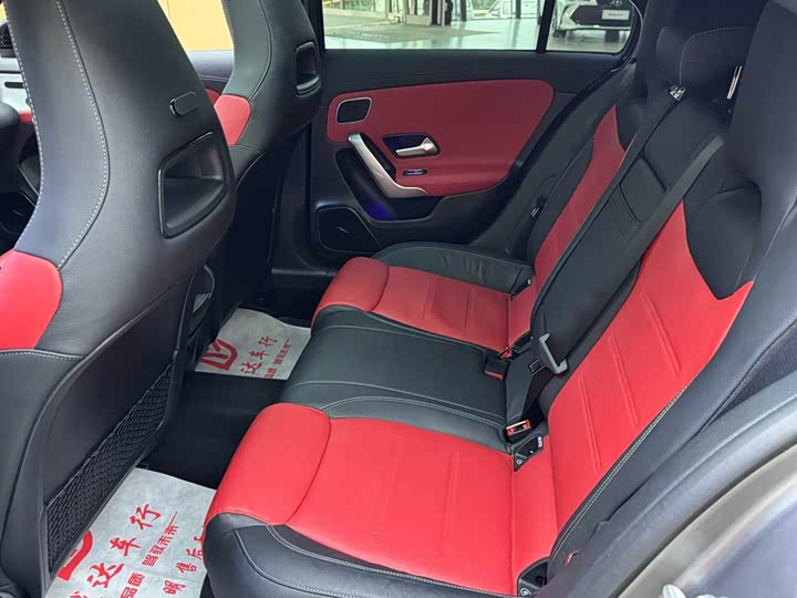 Фото 7 - Mercedes-Benz A-Class AMG