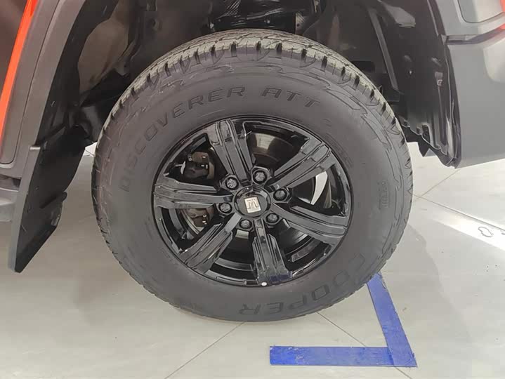 Фото 5 - Tank 300