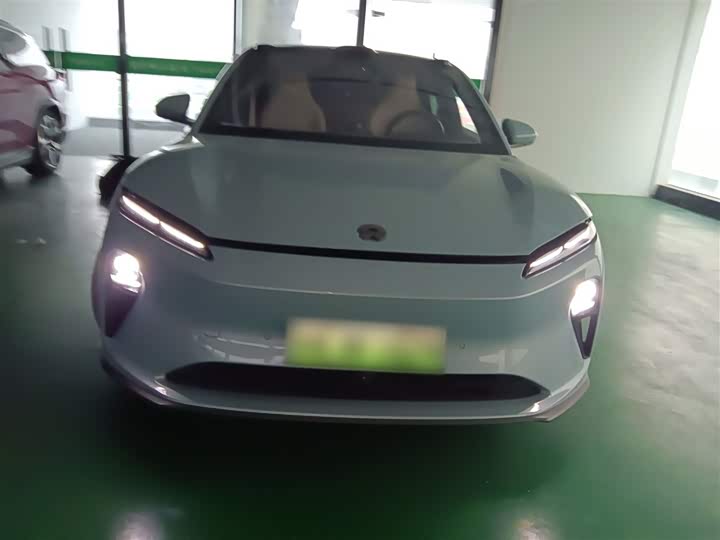 Фото 3 - Nio ET5