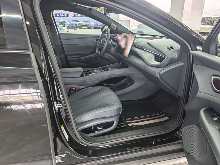 Фото 9 - BYD Seal 06 GT