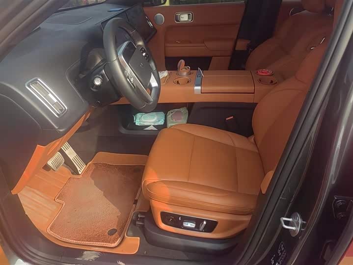 Фото 9 - LiXiang L9