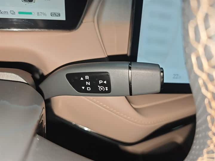 Фото 7 - Changan Deepal SL03