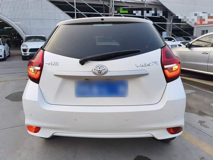 Фото 6 - Toyota Vios FS