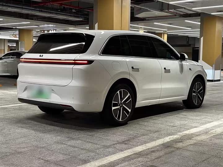 Фото 7 - LiXiang L6