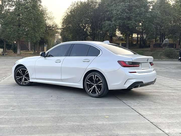 Фото 4 - BMW 3 Series