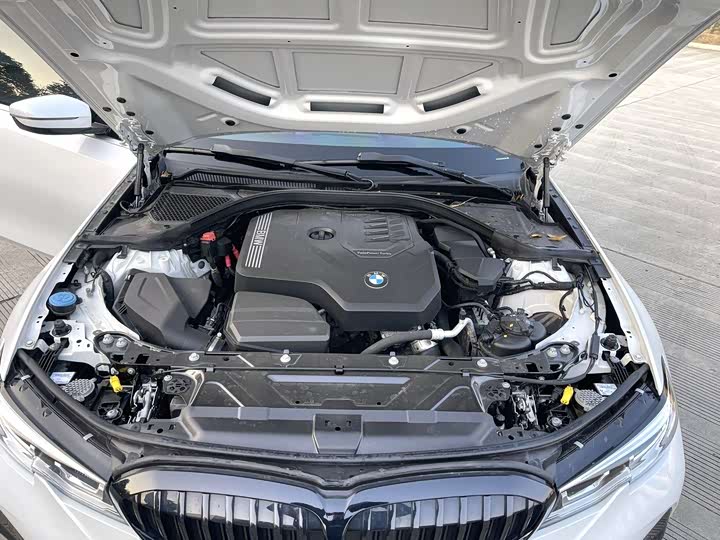 Фото 7 - BMW 3 Series