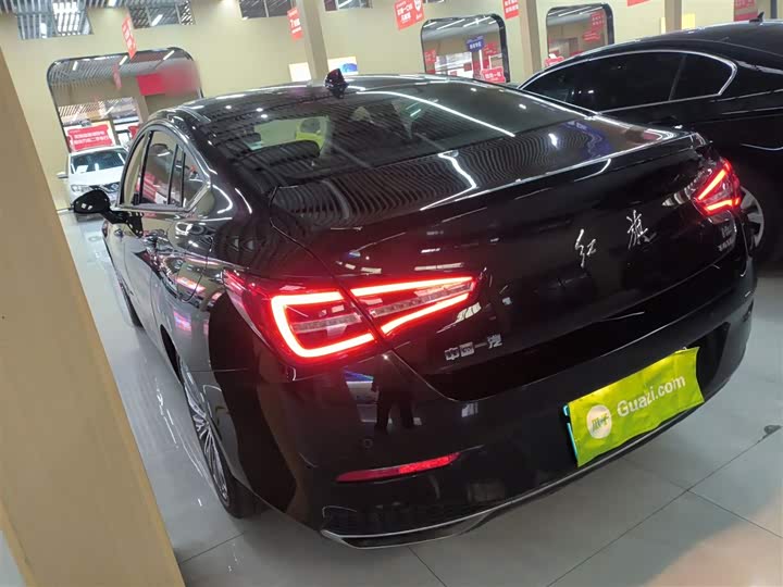 Фото 5 - Hongqi H5