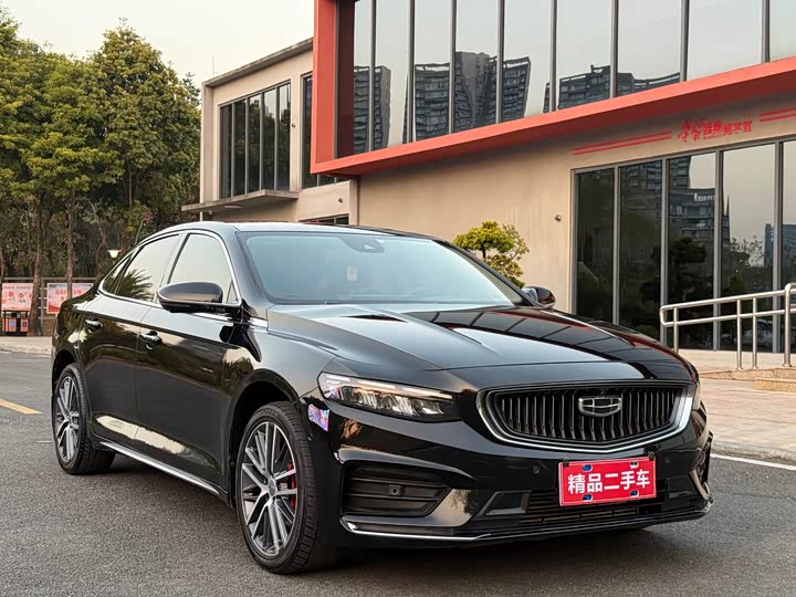 Фото 3 - Geely Preface