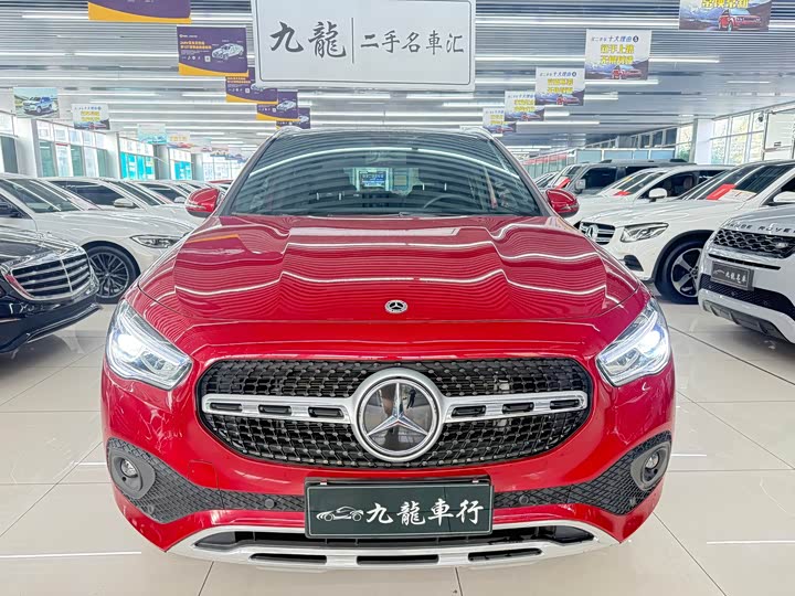 Фото 2 - Mercedes-Benz GLA-Class