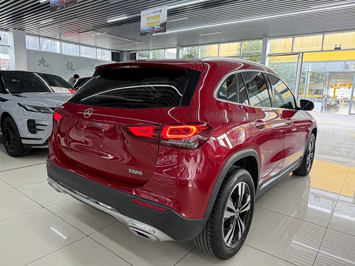 Фото 7 - Mercedes-Benz GLA-Class