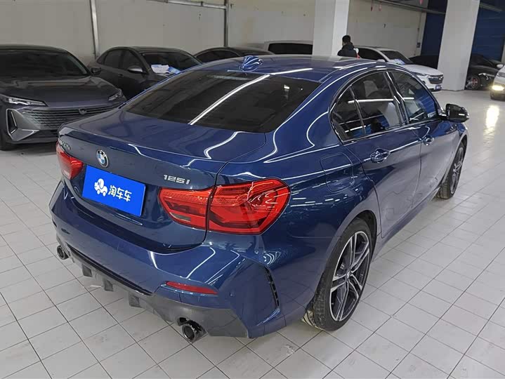 Фото 3 - BMW 1 Series