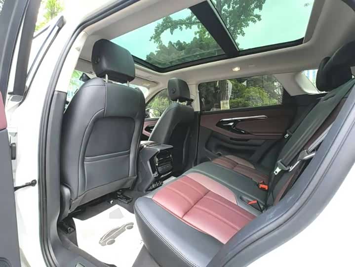 Фото 6 - Land Rover Range Rover Evoque L