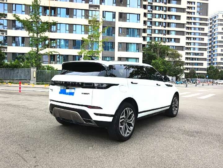 Фото 8 - Land Rover Range Rover Evoque L