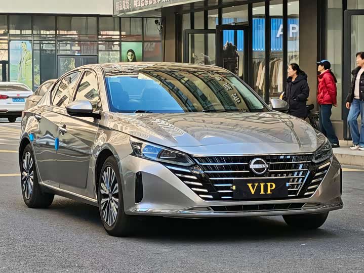 Фото 3 - Nissan Teana