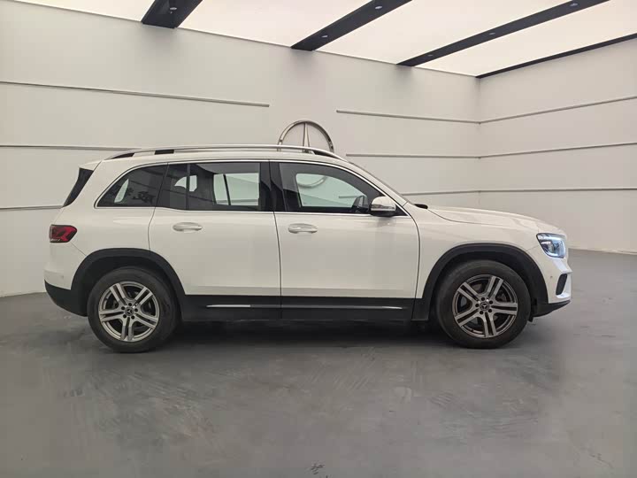 Фото 5 - Mercedes-Benz GLB-Class