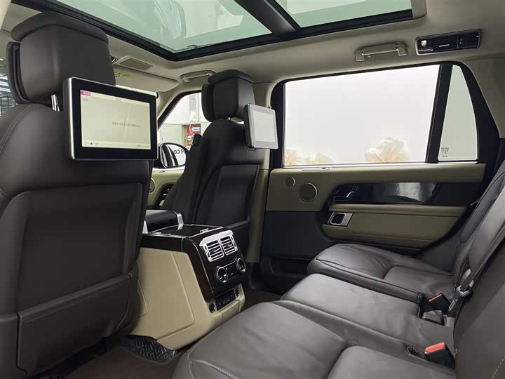 Фото 9 - Land Rover Range Rover