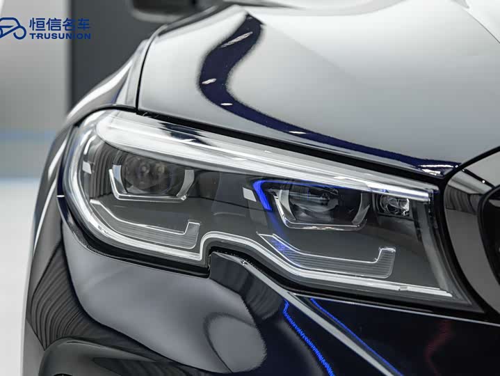 Фото 9 - BMW 3 Series