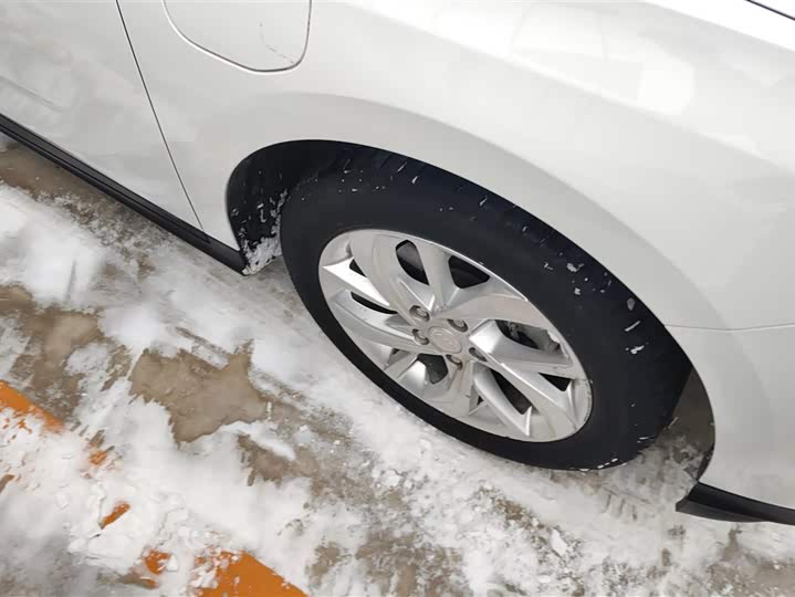 Фото 6 - Buick Velite 6