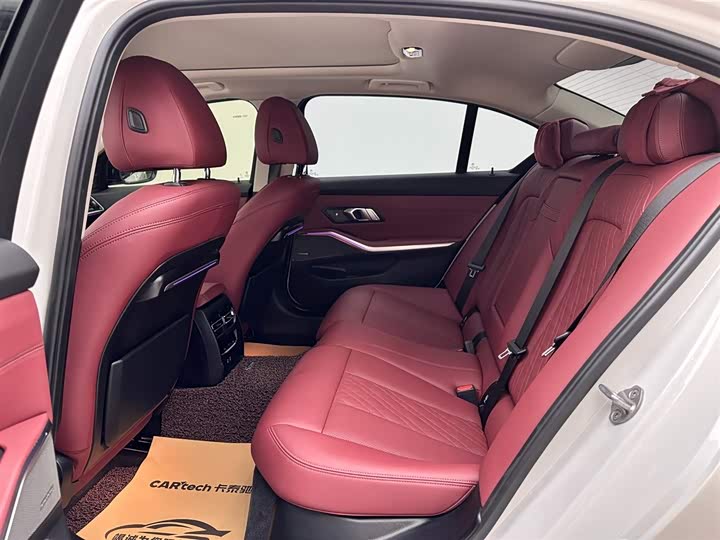 Фото 9 - BMW 3 Series