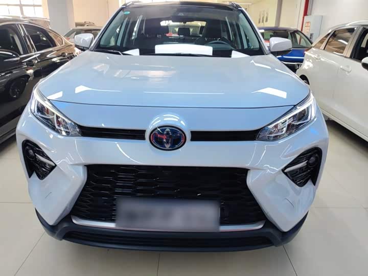 Фото 3 - Toyota Wildlander